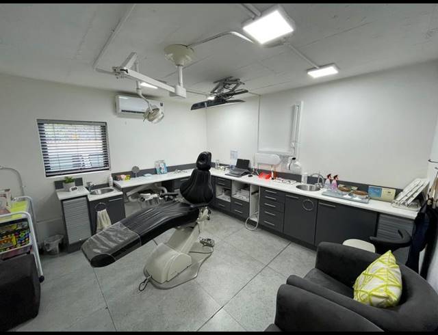 BUSINESS PROPERTY TO RENT IN ZWARTKOP